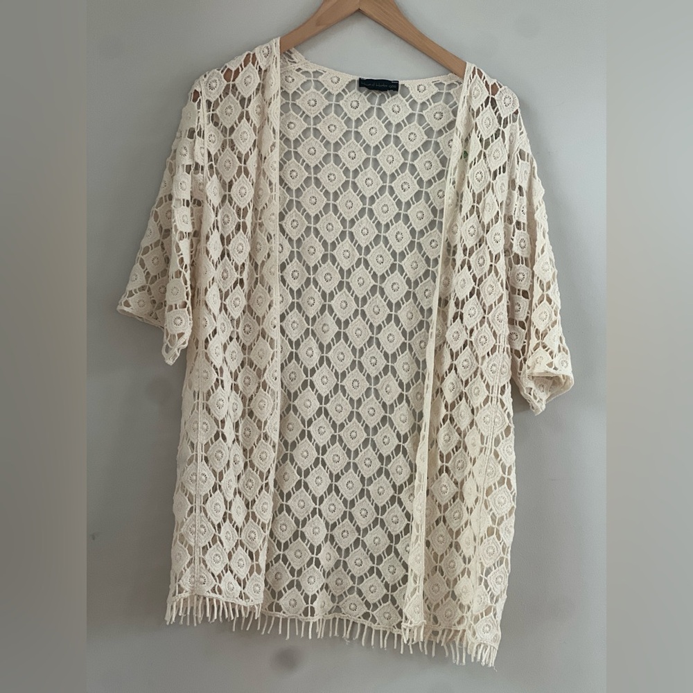 House of Harlow 1960 Cream Crochet Boho Cardigan with Fringe‎ Diamond Pattern